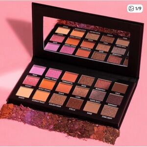 KAB Cosmetics- DAY + NIGHT EYESHADOW PALETTE